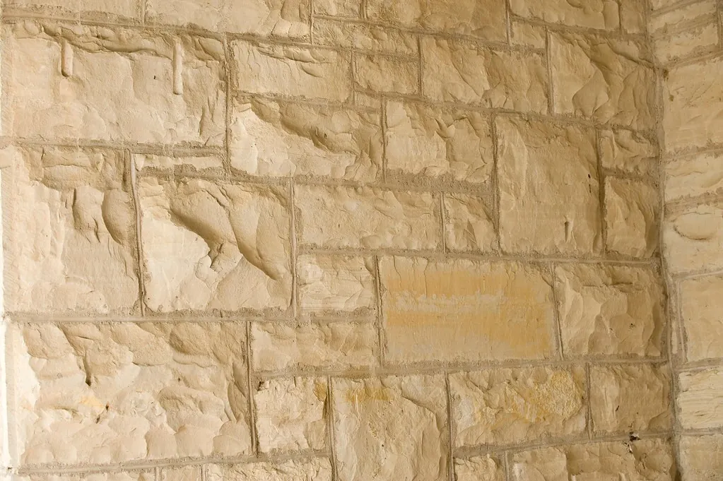 Sandstone block wall cladding